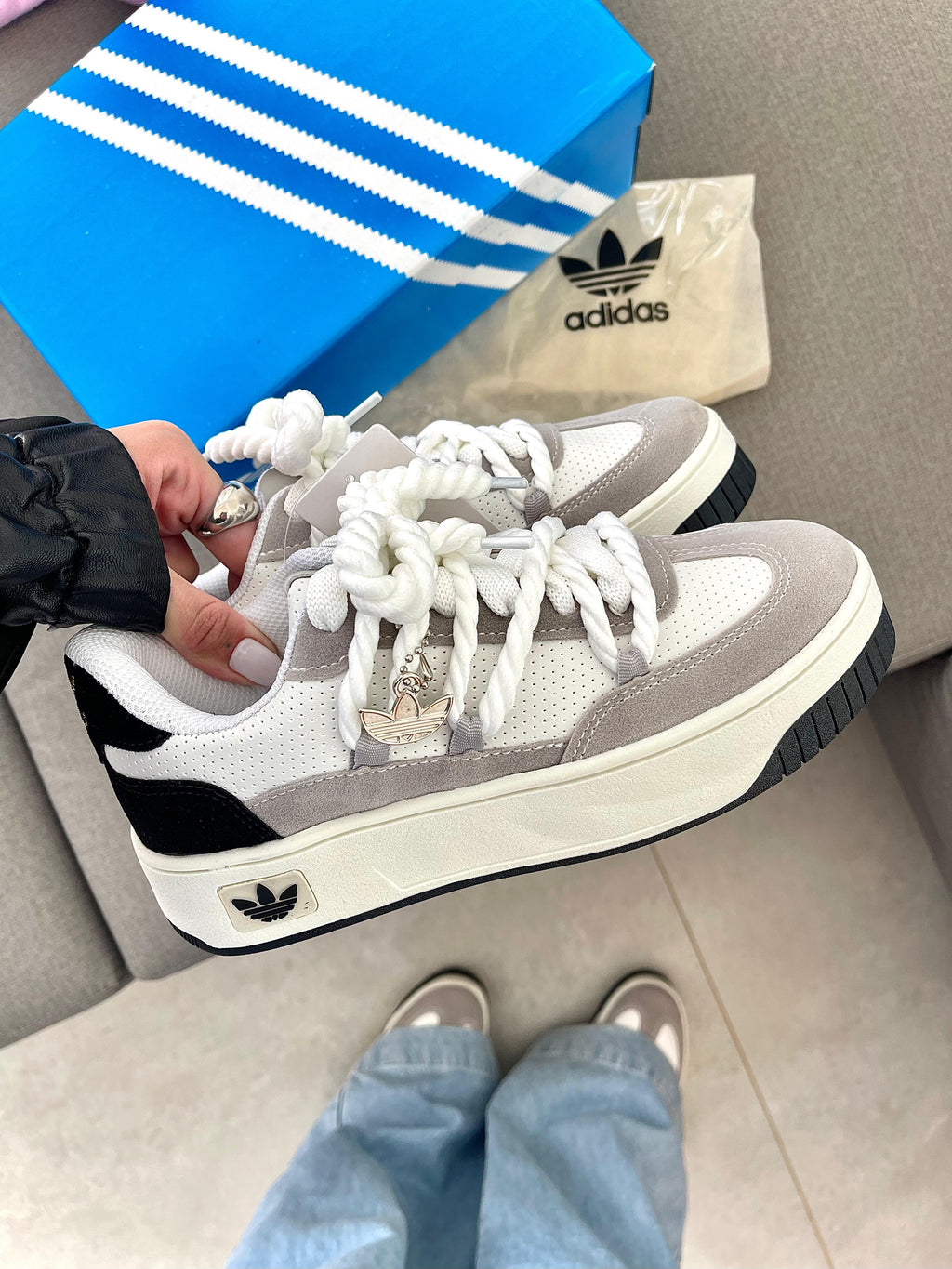 Tênis Adidas ADS-306