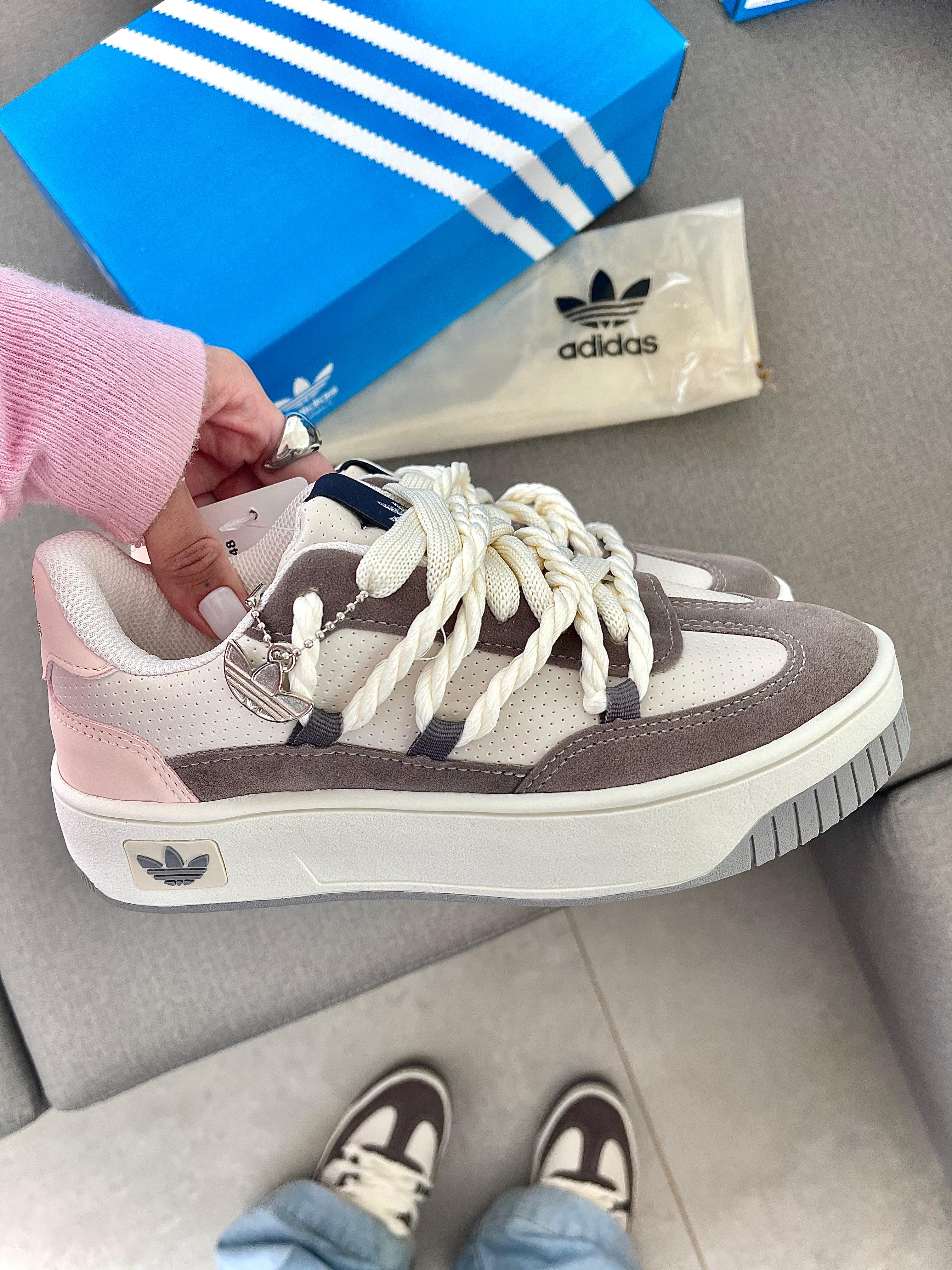 Tênis Adidas ADS-306